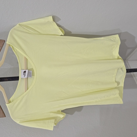 The North Face Women's Short Sleeve Tees - White, Yellow, Green Large 3 Pack - Picture 7 of 16